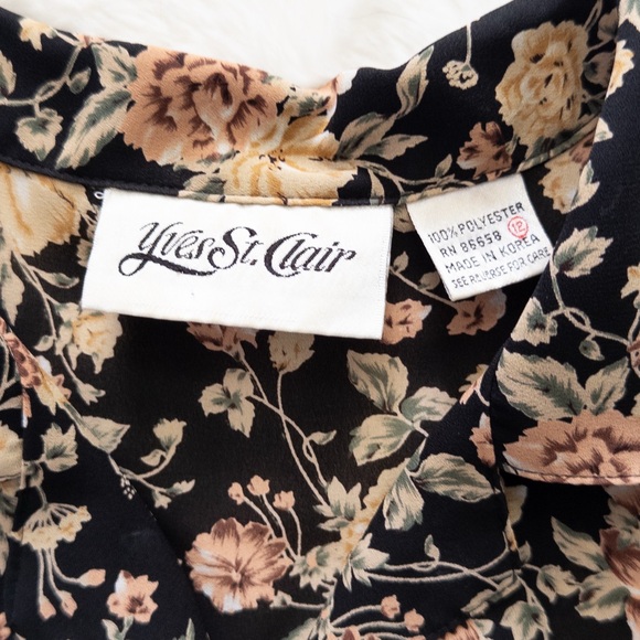 Yves St Clair Floral Button-Up Women's Top - Picture 5 of 8